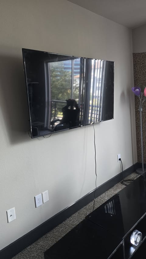 Professional tv mount & shelving by EZ Innovation LLC, Houston handyman